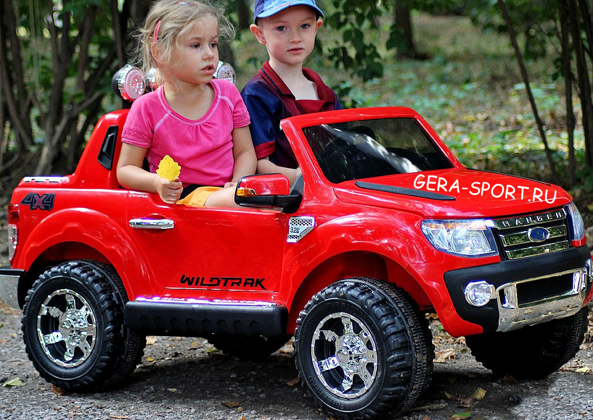 Детский двухместный электромобиль Ford Ranger XLS для катания двоих детей