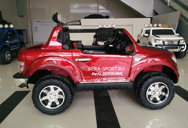 Купить красный детский электромобиль Ford Ranger XLS