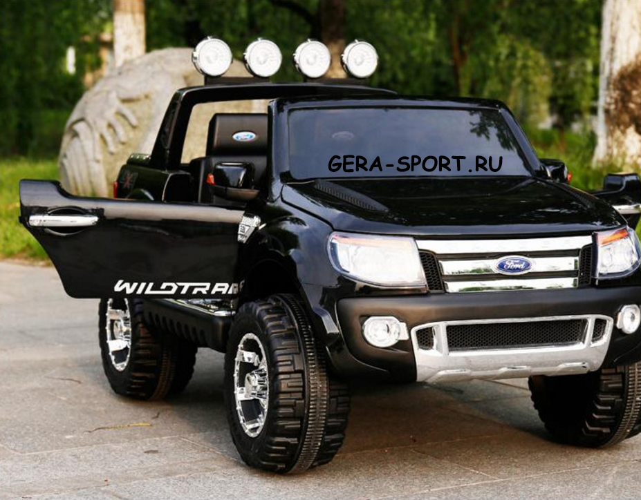 Черный детский двухместный Ford Ranger электромобиль с открывающимися дверьми